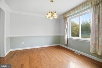 14301 Perrywood Dr in Burtonsville, MD - Building Photo - Building Photo