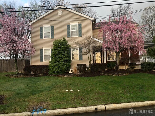 property at 566 Cliff Rd
