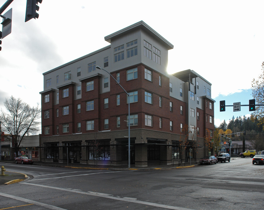 Royal Building in Springfield, OR - Foto de edificio