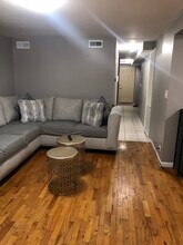 2553 W Augusta Blvd, Unit Garden apartment in Chicago, IL - Building Photo - Building Photo