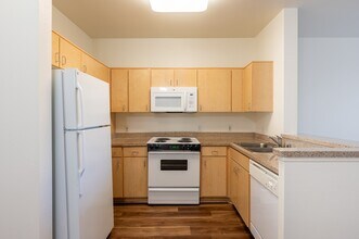 The Piedmont Senior Apartments in North Hollywood, CA - Building Photo - Building Photo