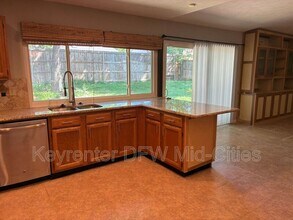 3801 Hackberry Ln in Bedford, TX - Building Photo - Building Photo