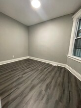 528 Grove St, Unit 1 in Irvington, NJ - Building Photo - Building Photo