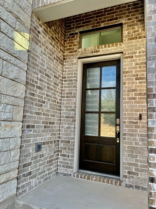 828 Azul Lagoon Dr in Leander, TX - Building Photo