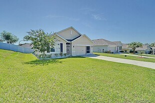 320 W Runyon Loop in Beverly Hills, FL - Building Photo