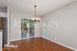 311 Windyoak Dr in Ballwin, MO - Building Photo - Building Photo