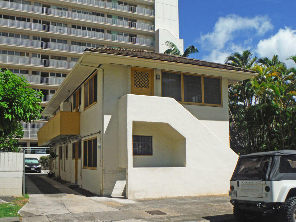 448 Kuamoo St in Honolulu, HI - Building Photo