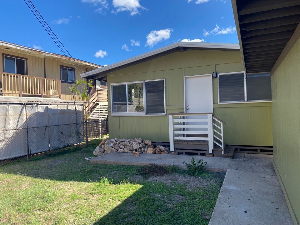 87-125-125 Kakalena St in Waianae, HI - Building Photo