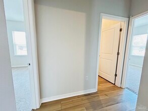 6230 Forest Pines Dr in Bellview, FL - Foto de edificio - Building Photo