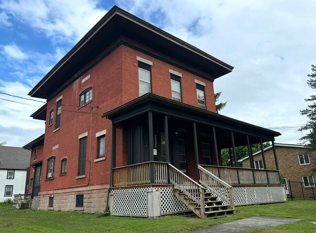 property at 14 S Lewis St