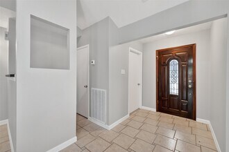 10506 Ivy Oaks Ln in Houston, TX - Building Photo - Building Photo