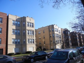 6952 S Clyde Ave in Chicago, IL - Building Photo - Building Photo