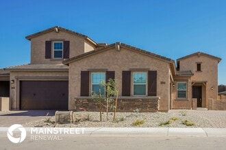 14066 W Desert Flower Dr in Goodyear, AZ - Foto de edificio - Building Photo