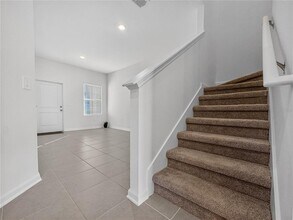 2735 Skyline Lp in Kissimmee, FL - Building Photo - Building Photo