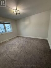 2596 Buroak Dr in London, ON - Building Photo - Building Photo