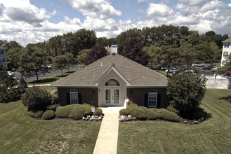 Heritage Village at Ocean, A 55+ Community in Ocean, NJ - Foto de edificio - Building Photo