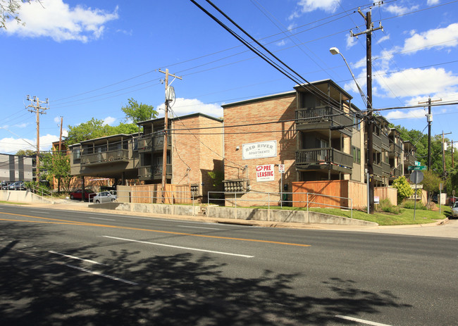 Red River Apartments in Austin, TX - Building Photo - Building Photo