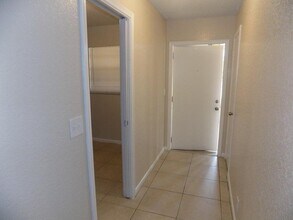 240 Croton Ave in Lantana, FL - Building Photo - Building Photo