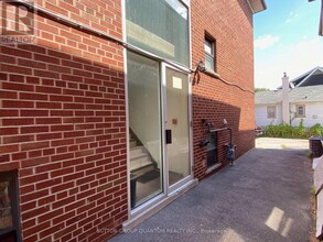 25A Milton St in Toronto, ON - Building Photo - Building Photo