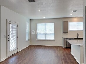 285 Pebble Beach Run in New Braunfels, TX - Building Photo - Building Photo