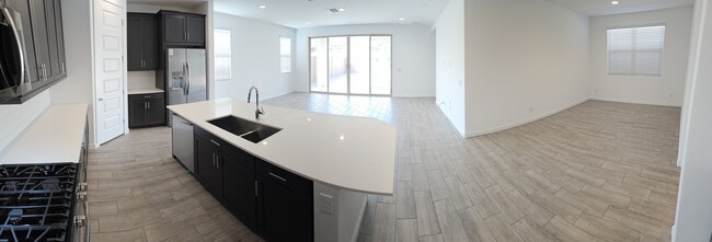 17022 W Royal Palm Rd in Waddell, AZ - Building Photo - Building Photo