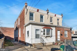 103 Chestnut St, Unit 6 in Darby, PA - Building Photo