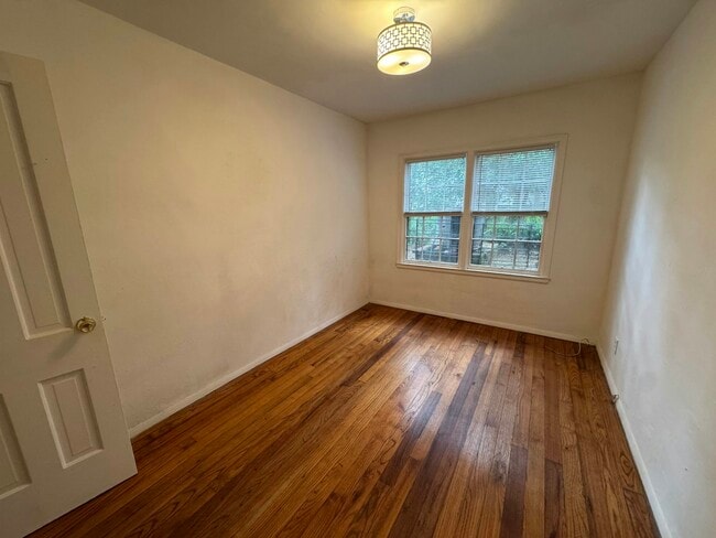 1128 E 53rd St in Savannah, GA - Building Photo - Building Photo