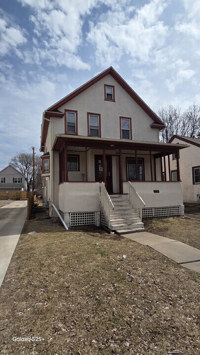 1108 16th Ave SE in Minneapolis, MN - Building Photo