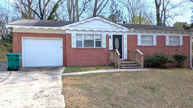 1410 Willow Dr in Riverdale, GA - Building Photo - Building Photo