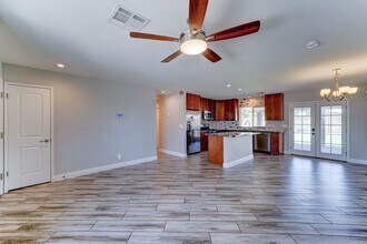 1716 W Villa Theresa Dr in Phoenix, AZ - Building Photo - Building Photo