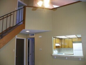 1006 Milford Way-Unit -A in Austin, TX - Building Photo - Building Photo