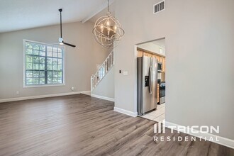 1017 Gammage Point in Oviedo, FL - Building Photo - Building Photo