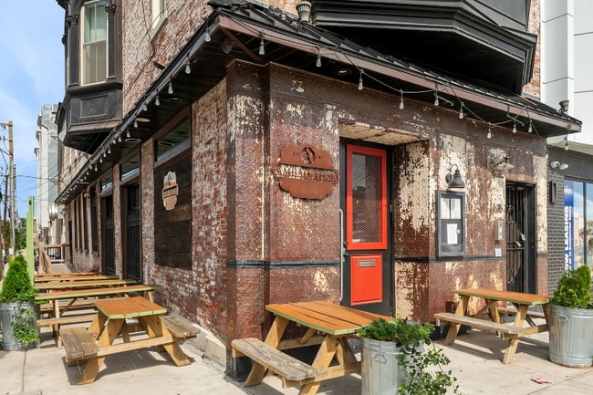 property at 635 W Girard Ave