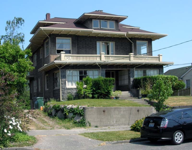 Burke House in Seattle, WA - Foto de edificio