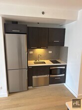 East 39th Street in New York, NY - Building Photo - Building Photo