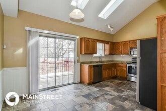 208 W Calico Dr in Raymore, MO - Building Photo - Building Photo