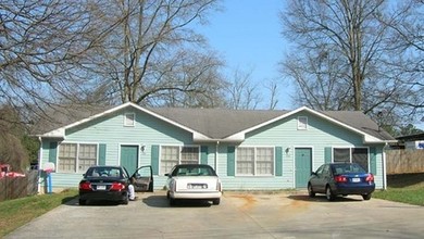 205 Maret St in Hartwell, GA - Building Photo - Building Photo