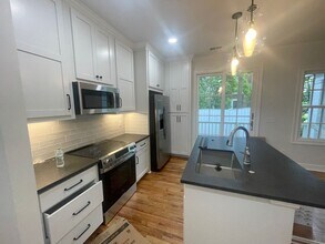 710 Kawana Rd in Columbia, SC - Building Photo - Building Photo