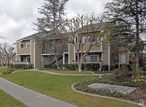 2940 E Frontera St in Anaheim, CA - Building Photo - Building Photo