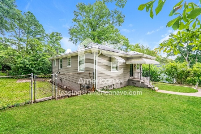 2917 20th St N in Hueytown, AL - Building Photo - Building Photo