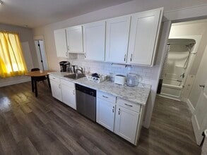 28 Cliff St in Saint John, NB - Building Photo - Building Photo