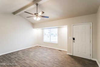 10103 Lancewood Rd in Louisville, KY - Building Photo - Building Photo