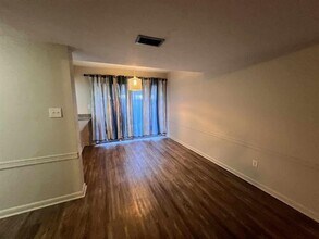 214 Westwood Dr in Tallahassee, FL - Building Photo - Building Photo