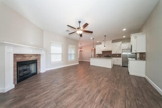 207 Casey Ln in Washington, OK - Building Photo - Building Photo