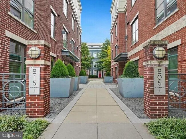 property at 815 N Patrick St