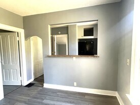 715 Vine St in Erie, PA - Building Photo