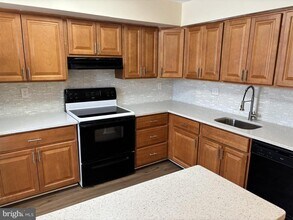 17 Kimball Ridge Ct in Catonsville, MD - Building Photo - Building Photo