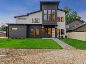 1720 W Howe St in Boise, ID - Building Photo