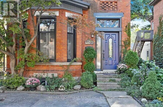 134 Stinson St in Hamilton, ON - Building Photo - Building Photo
