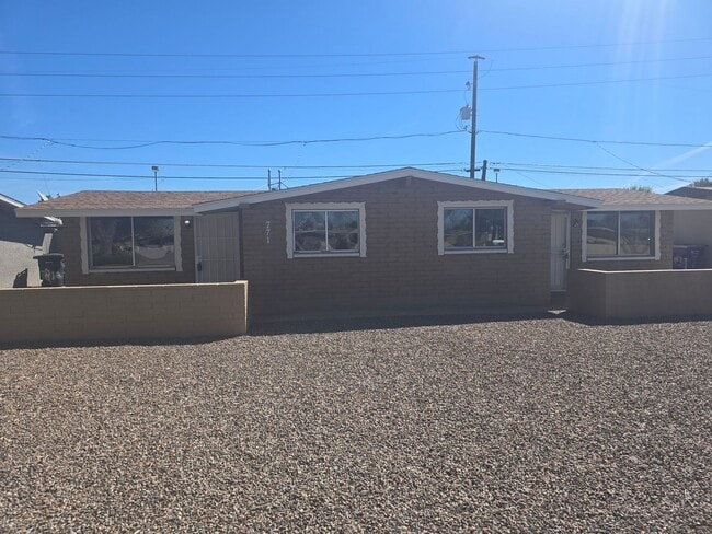 property at 771 N Delaware St